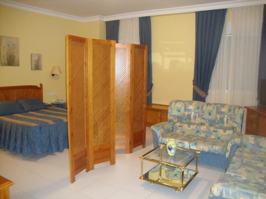 Hotel Villa Ducal Osuna Ngoại thất bức ảnh